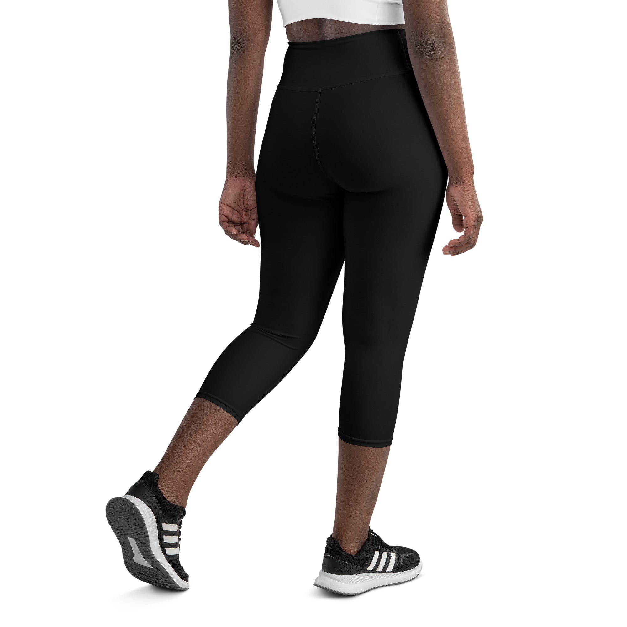 Black Signature Yoga Capri Leggings