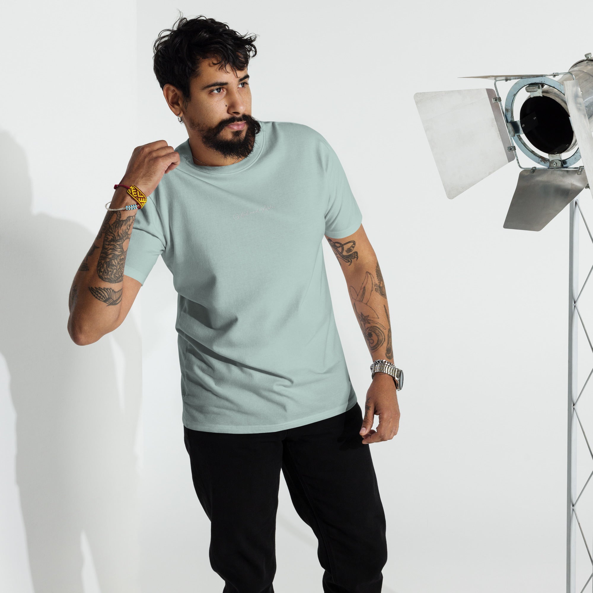 Men’s premium heavyweight Embroidered tee